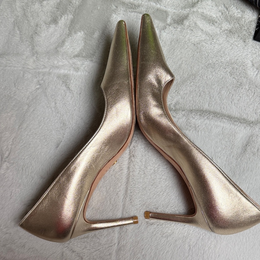 Stuart Weitzman Metallic Gold Heels